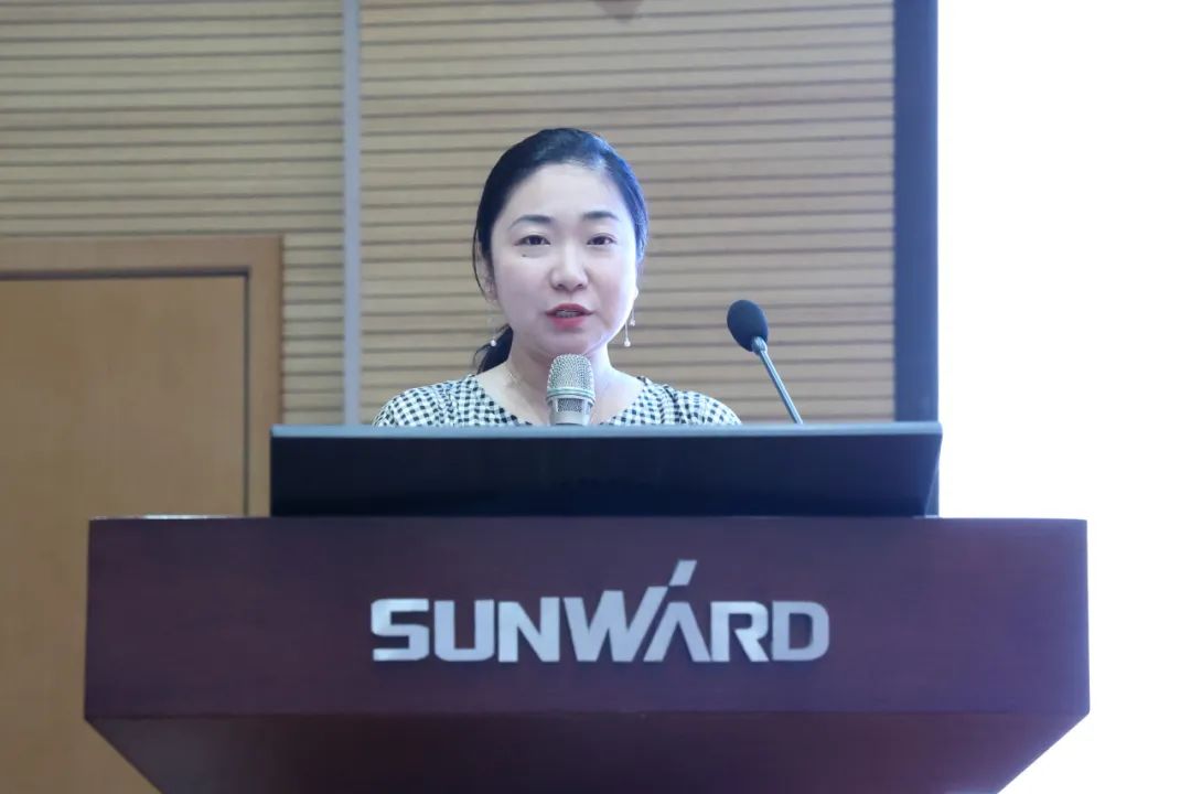 缤纷“暑”假，不负所“托”！ 智能职工子女暑期托管班结业啦